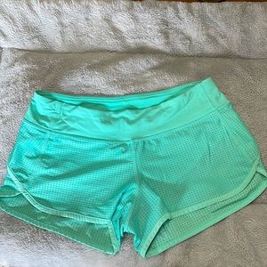 lululemon 2.5” vintage speed up shorts